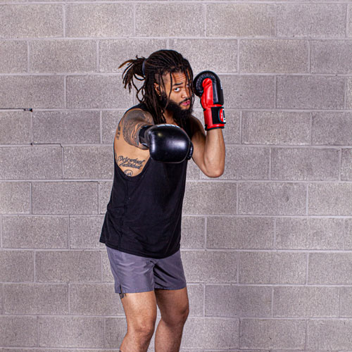 Gants de boxe de 16 oz Sport Series d'Iron Body Fitness - Noir/Rouge/Blanc