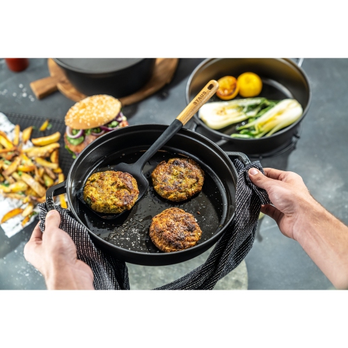 STAUB Stackable Set Stackable Set 3 Piece Cast Iron, Black