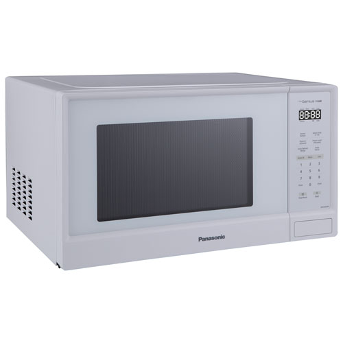 Four à micro-ondes Genius de 1,3 pi³ de Panasonic - Blanc