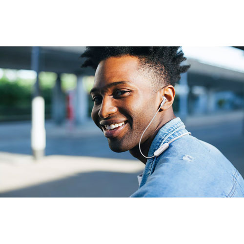 Écouteurs boutons Bluetooth Tune 215BT de JBL - Blanc