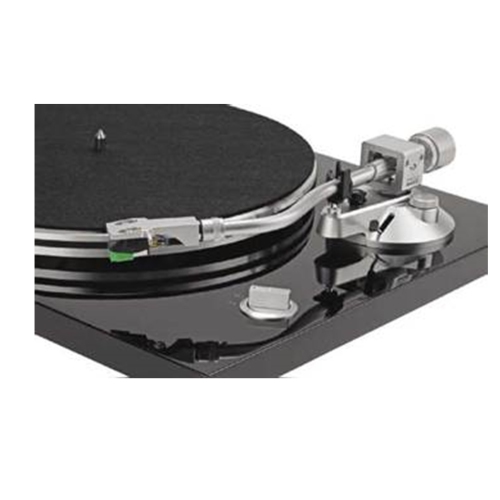 TEAC TN-3B-SE Tourne-disque manuel à entraînement par courroie avec un amplificateur PHONO EQ intégré de type MM et une cartouche AT-VM95E