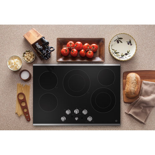GE 30" 5-Element Electric Cooktop - Stainless Steel