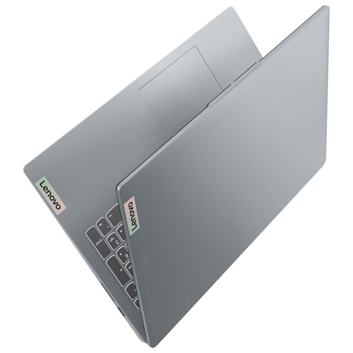 Portable de 15,6 po IdeaPad Slim 3i de Lenovo - Gris arctique (Core i7-1355U d'Intel/RAM 16 Go/SSD 512 Go/Windows 11)