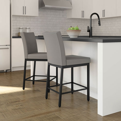 Perry Traditional Bar Height Barstool - Cream/Black