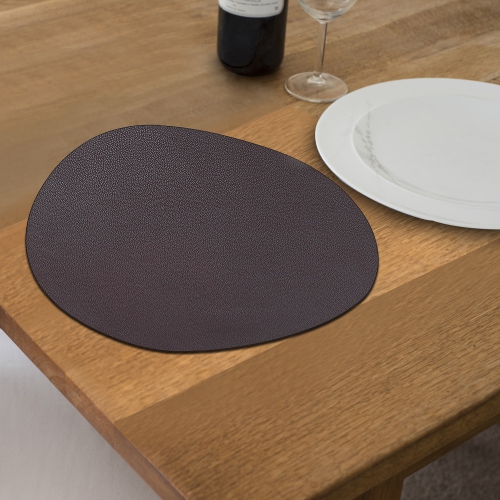 Maison Concepts Reversible Pleather Pebble Placemat Chocolate - Ensemble De 12