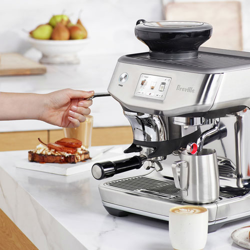 Machine à espresso Barista Touch Impress de Breville avec mousseur à lait et moulin à café - Acier inoxydable