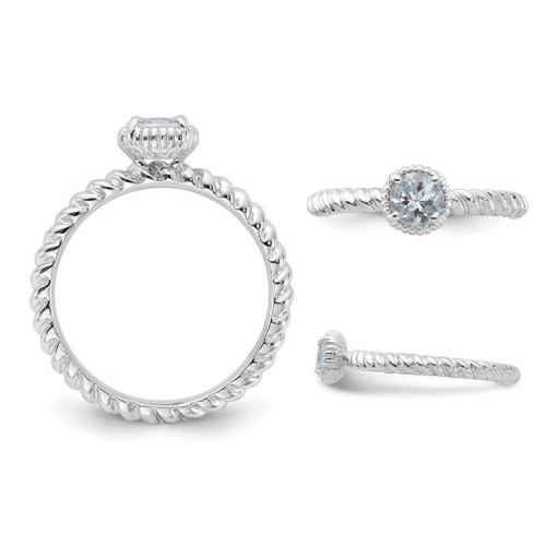 Bague en argent sterling avec aigue-marine solitaire 2/5 carat