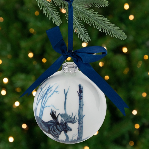 NORTHLIGHT  4" White And Moose Glass Christmas Ball Ornament In Blue