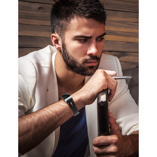 Fitbit Charge 5 Bands for Women Men, Slim Streamline Leather Band Wristbands Bracelet Accessories for Fitbit Charge 5 Straps, Black(Silver Buckle)