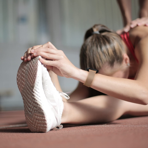 Bracelet en métal pour Sense 2/Sense de Fitbit, bracelets pour femmes Versa 4/Versa 3 de Fitbit, bracelet magnétique en mailles en acier inoxydable