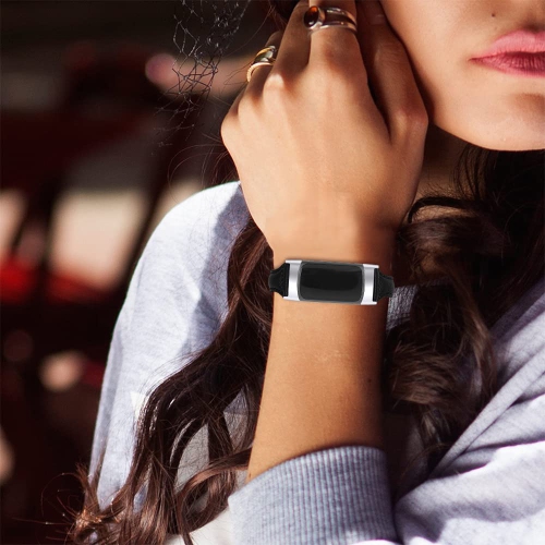 Fitbit Charge 5 Leather Band Women Men, Classic Genuine Leather Wristband Adjustable Bracelet Sport Straps for Charge 5 Accessories