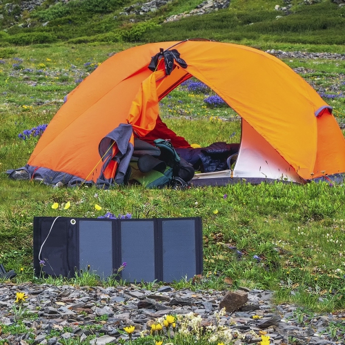 Technaxx TX-207 21-watt Solar Charging Case - Black