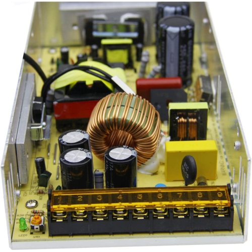 A DC 24V 10A 240W Power Supply Adapter Transformer Switch AC 110V/220V to DC 24V 10amp Universal Regulated Switching Converter for LED Strip Light