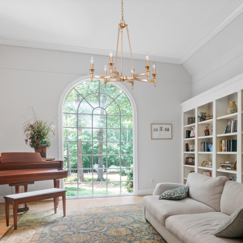 Uolfin 6-Light Matte Gold with Classic Candle Style Modern/Contemporary Chandelier