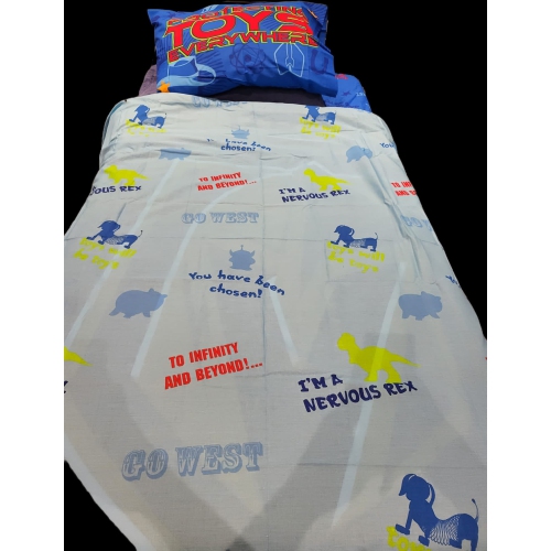 Ensemble de draps multicolores pour lit simple Overprinted de Toy Story pour enfants - Ensemble de 3 pièces