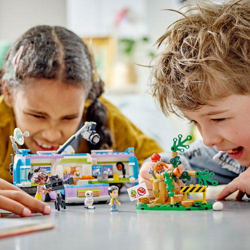 LEGO Friends: Newsroom Van - 446 Pieces (41749)
