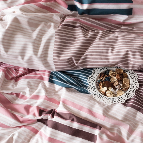 SUSSEXHOME Mint Meets Pink Duvet Cover Set Pink, Queen Size Duvet Cover, 1 Duvet Cover, 1 Fitted Sheet and 2 Pillowcases, Iron Safe, Hypoallergenic,