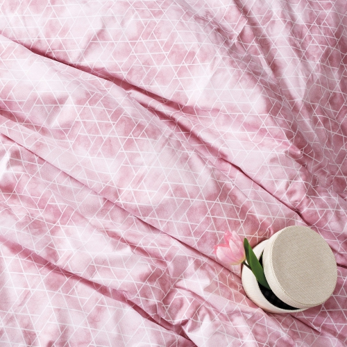 SUSSEXHOME Peach Girl Duvet Cover Set Pink, King Size Duvet Cover, 1 Duvet Cover, 1 Fitted Sheet and 2 Pillowcases, Iron Safe, Hypoallergenic,