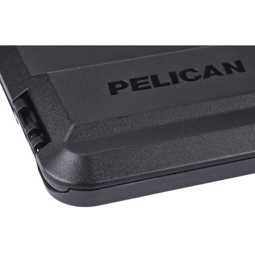 Pelican Protector Wallet with MagSafe for iPhone 15/14/13/12