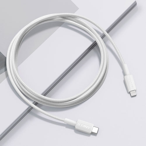 Câble de chargement USB-C vers Lightning de 1,8 m d'Anker (A81B6H21-5) - Blanc