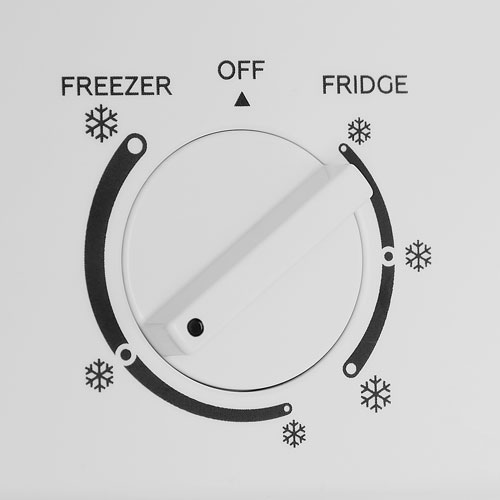 Congélateur vertical convertible pour le garage de 7,0 pi³ d'Insignia - Exclusivité de Best Buy