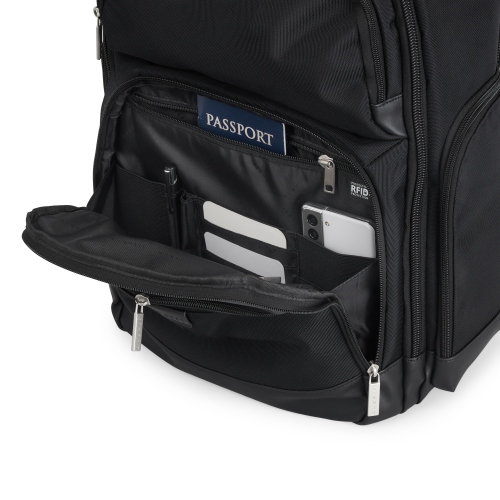 Bugatti Carrying Case for 17.3" Notebook, Tablet