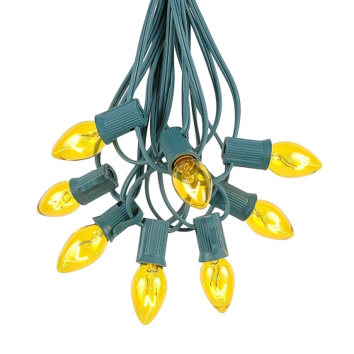 NOVELTY LIGHTS LLC  Novelty Lights C7 Christmas Lights Set, 25 Foot, Green Wire In Yellow
