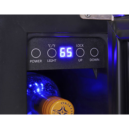 Réfrigérateur à vin encastrable mince 6 po pour dessous de comptoir de 7 bouteilles Koolatron