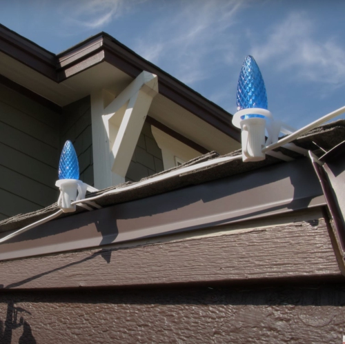 Novelty Lights C9 Tuff Flex Christmas Light Clips, Mount on Roofline Gutters/Shingles, 100 Pack