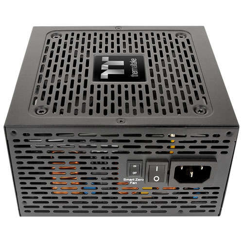 Bloc d'alimentation modulaire ATX de 1050 W série Toughpower GF A3 Gold de Thermaltake