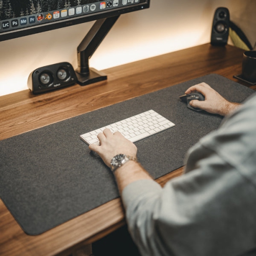 Desky Felt Desk Pad – Medium, Wool Felt Desktop Protector, Non