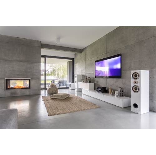 Kanto PF400 40"- 90" Fixed TV Wall Mount