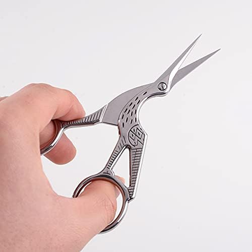 2 Pack Arolly Embroidery Scissors 5.51-inch Small Sewing Scissors Retro Style Craft Scissors for Art Needle Work - Silver & Gold