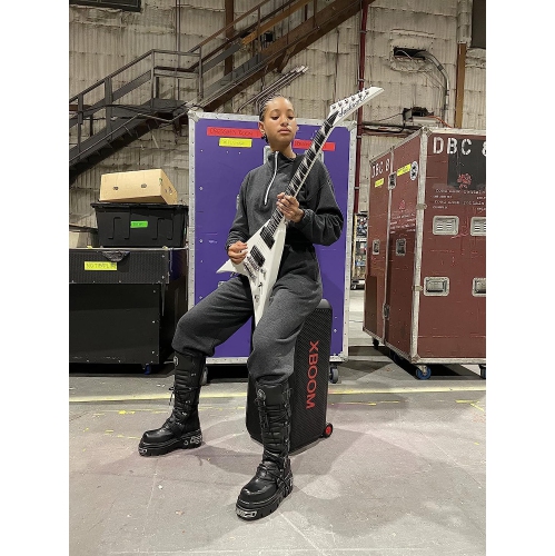 LG XBOOM XL7 Portable Tower Speaker with 250W of Power and Pixel LED Lighting with up to 20 Hrs of Battery Life,Black - Open Box - 10/10 Condition