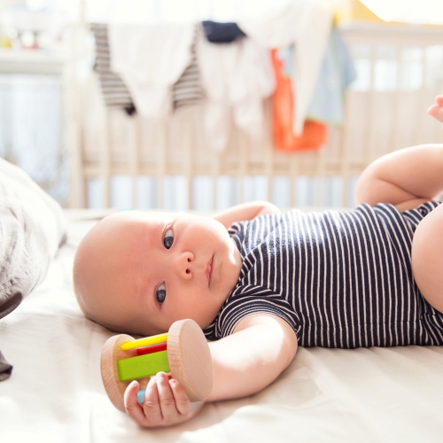 Ensemble de jouets d'apprentissage précoce de TOOKYLAND - Ensemble de jeu Montessori éducatif 6-en-1; jouets en bois pour bébé de 0-6 mois et plus