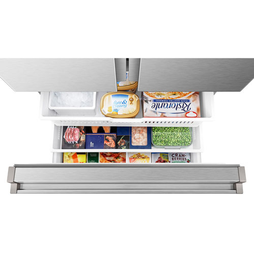 Réfrigérateur à deux portes de 22,4 pi³ et 36 po avec distributeur d'eau et de glaçons Hisense - Inox