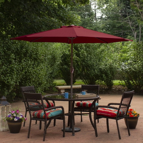 7.5ft Outdoor Patio Market Umbrella with Hand Crank, Burgundy