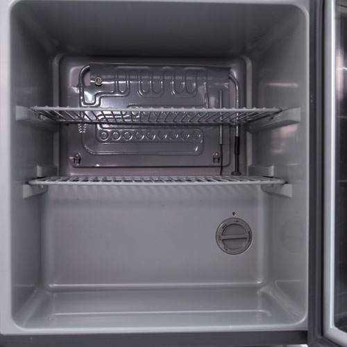 Avanti 1.6 Cu. Ft. 60-Can Beverage Centre (ARBC17T2) - Platinum