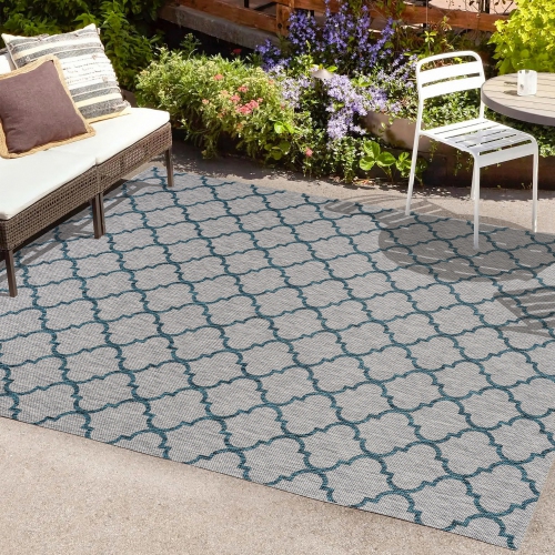 Arabesque Ogee Trellis Indoor/Outdoor Area Rug
