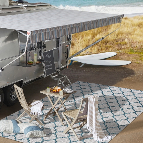 Arabesque Ogee Trellis Indoor/Outdoor Area Rug