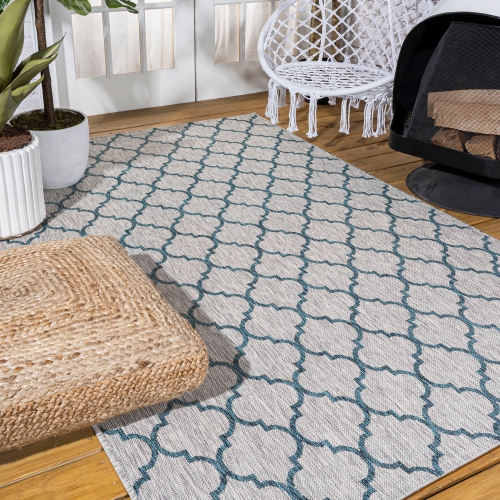 Arabesque Ogee Trellis Indoor/Outdoor Area Rug