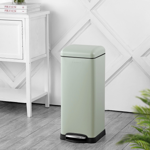 Betty Retro Step-Open Trash Can with Liners
