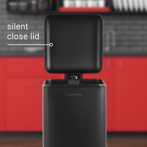 Betty Retro Step-Open Trash Can with Liners