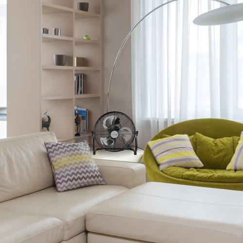 Ventilateur de plancher portatif inclinable et réglable à trois vitesses de 14 po, noir jais