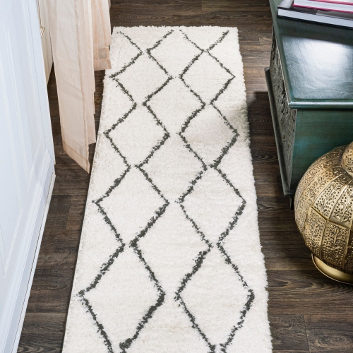 Catala Moroccan Diamond Shag Area Rug