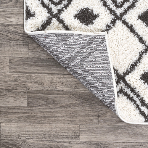 Caimari Moroccan Diamond Shag Area Rug