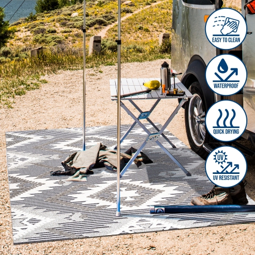 Sumak High-Low Pile Neutral Diamond Kilim Area Rug