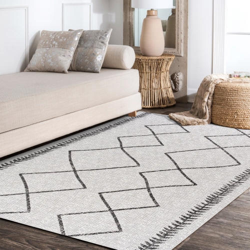 Derya Tribal Diamond Trellis Indoor/Outdoor Area Rug