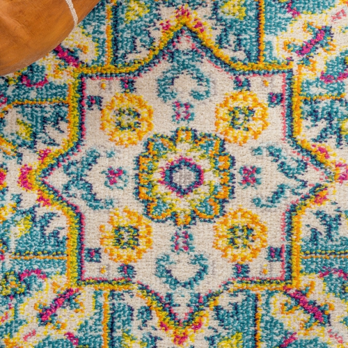 Brooklyn Geometric Medallion Area Rug