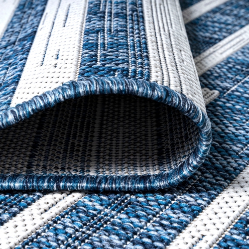 Sukie Modern Offset Stripe Indoor/Outdoor Area Rug